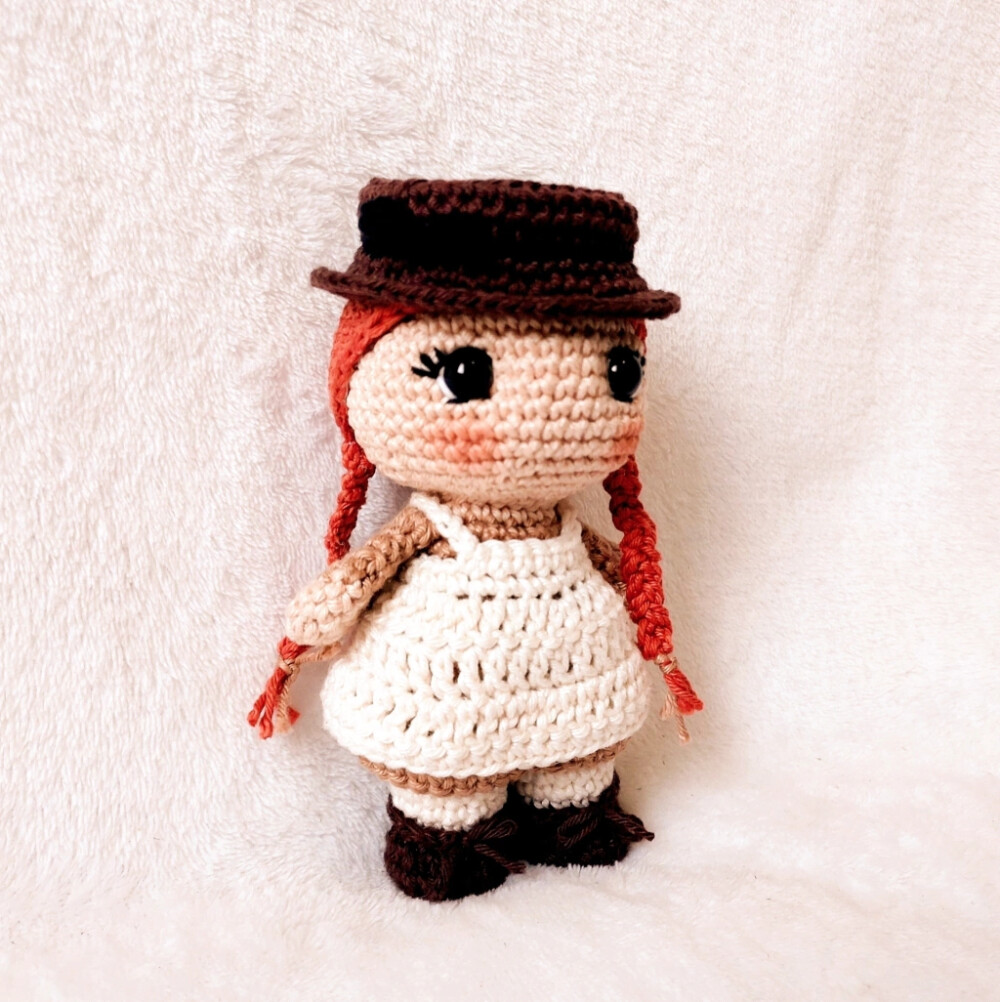 Boneca de Crochê Anne Shirley Amigurumi Anne de Green Gables