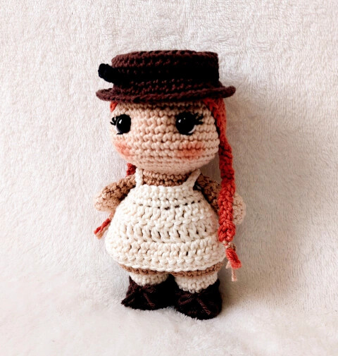 Boneca de Crochê Anne Shirley Amigurumi Anne de Green Gables