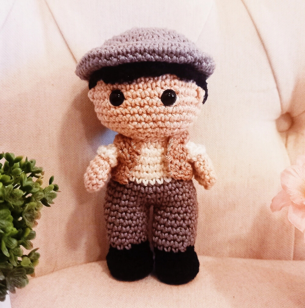 Boneco de Crochê Gilbert Blythe Amigurumi Anne de Green Gables