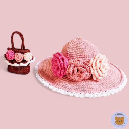 Boneca de Crochê Josephine Amigurumi Rosa com Branco Cabelo Pret