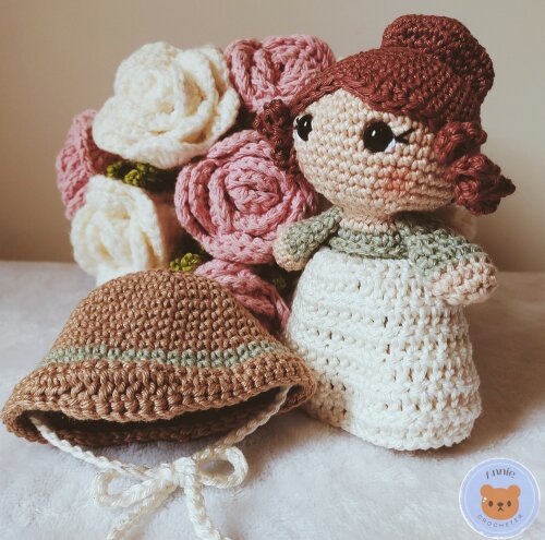 Boneca de Crochê Elizabeth Bennet Amigurumi Orgulho e Preconceit