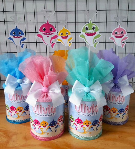 Centro de Mesa Baby Shark Candy Color