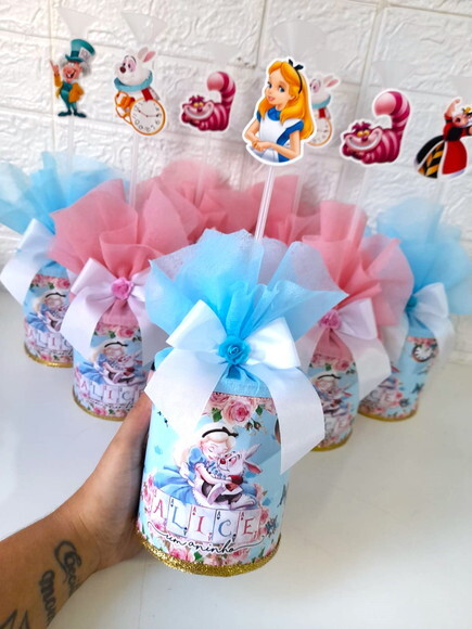 Centros de Mesa Alice no Pais das Maravilhas