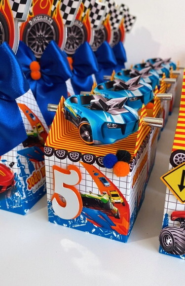Kit Hot Wheels - 15 Caixas