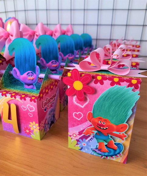 Kit Trolls - 40 Itens