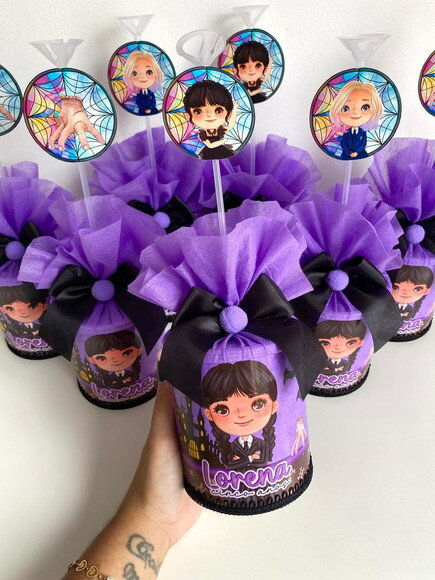 Centro de Mesa Wandinha