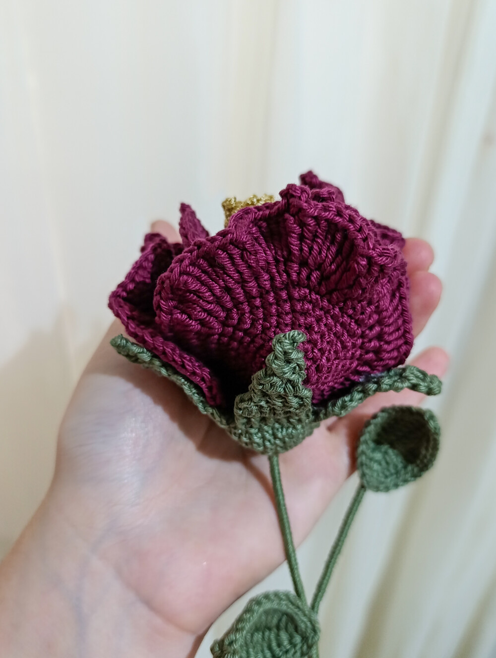 Rosa Sagrada com Mini santinha e terço