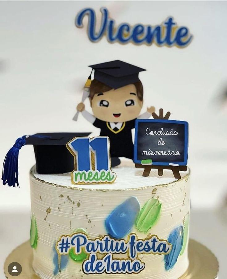 Topo de Bolo Formatura Mesversario Vicente - Studio