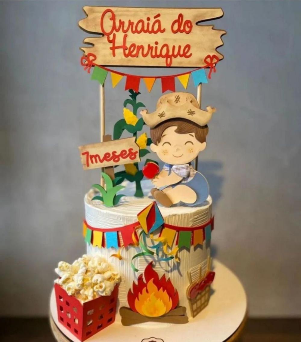 Topo de Bolo Arraia do Henrique - Studio