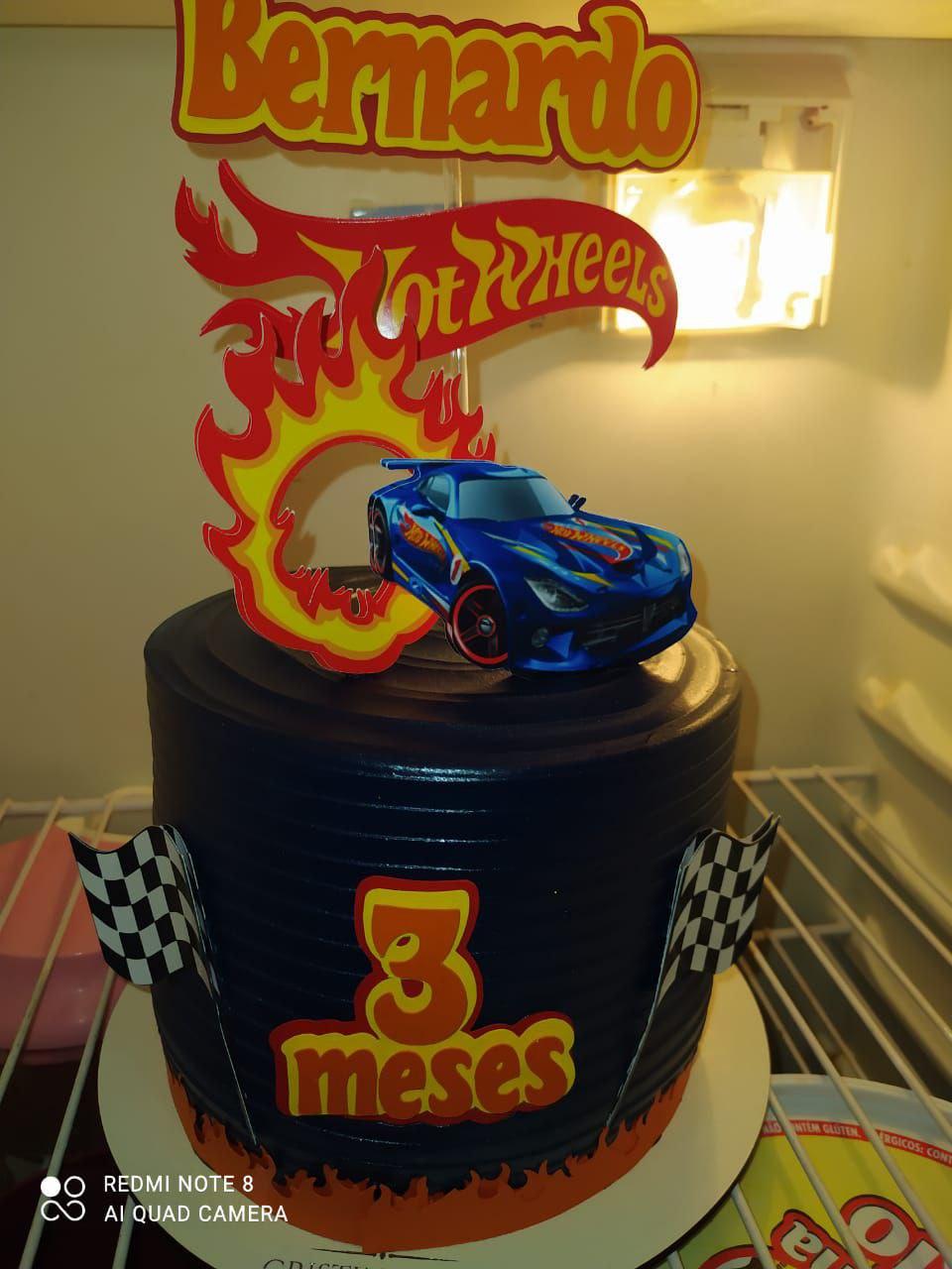 Topo de Bolo Hot Wheels Bernardo- Studio