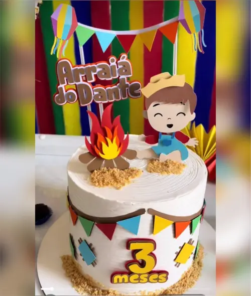 Topo de Bolo Arraia do Dante - Studio