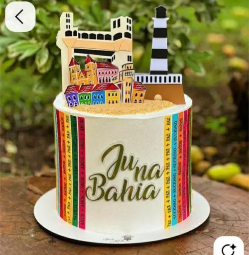 Topo de Bolo Ju na Bahia - Studio