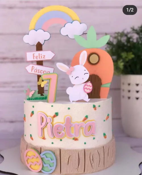 Topo de Bolo Coelho com Casa de Cenoura Pietra - Studio