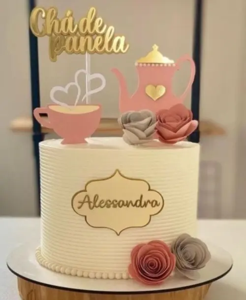 TOPO DE BOLO CHA DE PANELA ALESSANDRA - STUDIO