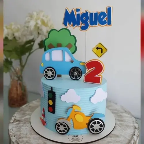 Topo de Bolo Carro e Moto Miguel - Studio