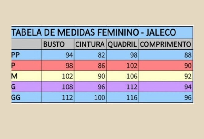 Jaleco regata gola em V na cor branco com detalhes estampado