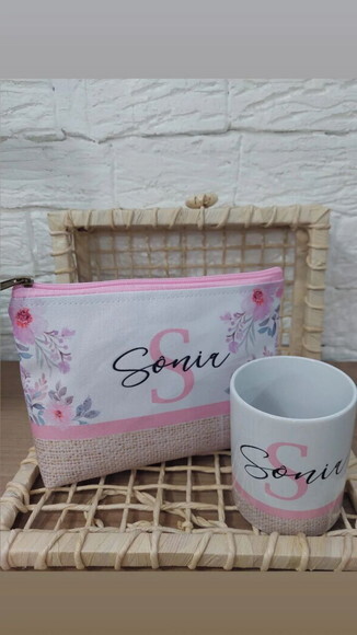 Kit Personalizado – Caneca de Porcelana + Necessaire