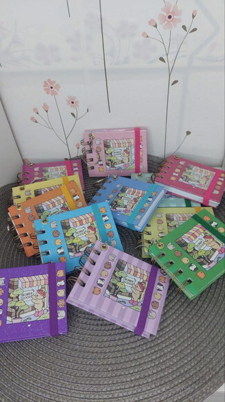 Kit com 55 Chaveiro Bobbie Goods