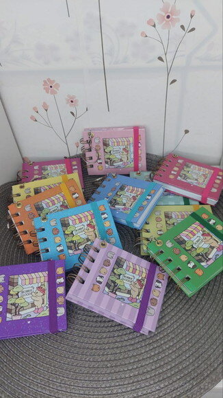 Kit com 55 Chaveiro Bobbie Goods
