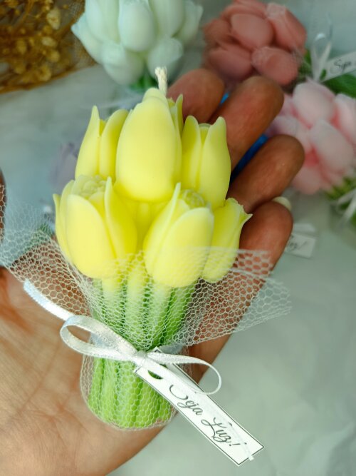 Vela buquê de tulipas