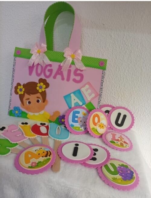 Maleta das vogais
