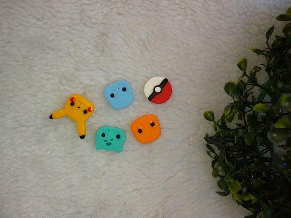 Aplique cabeça pokemon
