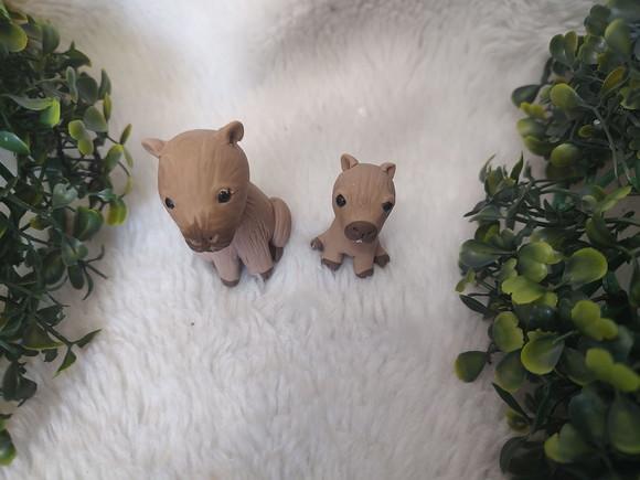 Aplique Capivara Mãe e Filho