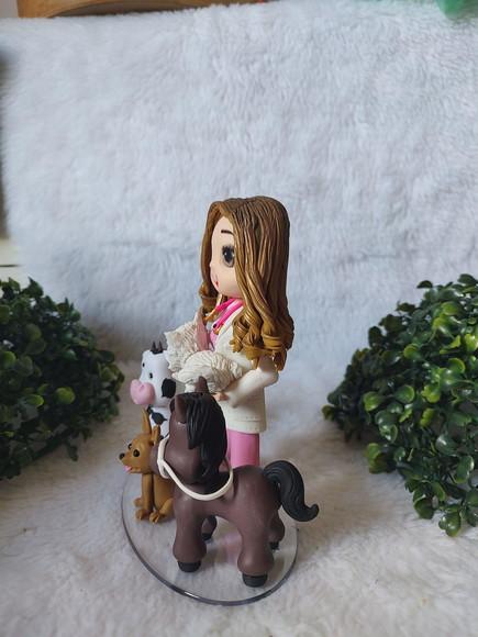 Boneca Profissão Veterinária