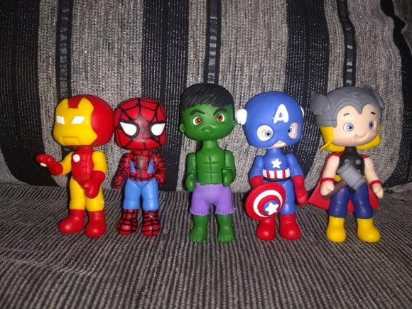 Bonecos super heróis
