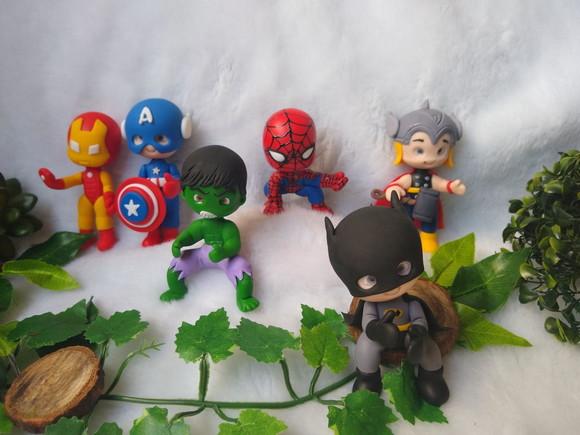Bonecos Super Heróis