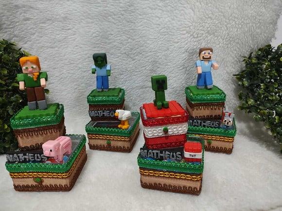 Caixa Acrílico Sobreposta no Tema Minecraft