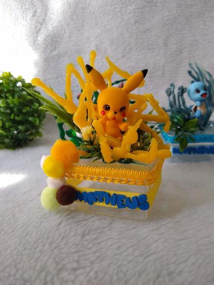 Caixa cenário pokemon
