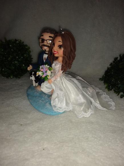Casal de Noivinhos com Pet na Praia