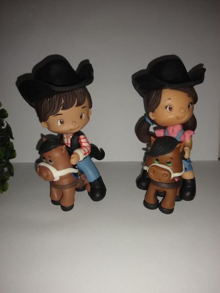 Meninos(as) no Cavalo