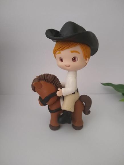 Meninos(as) no Cavalo