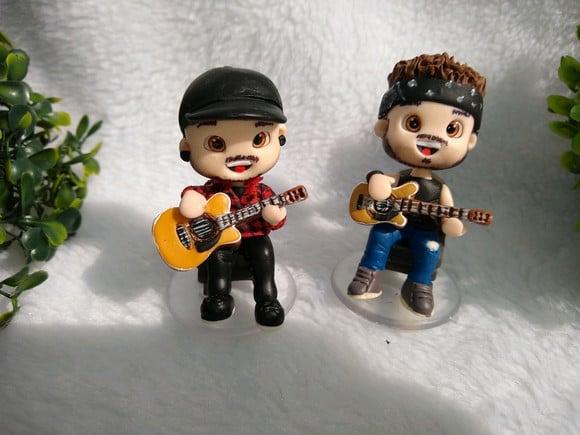 Miniatura personalizada com instrumentos