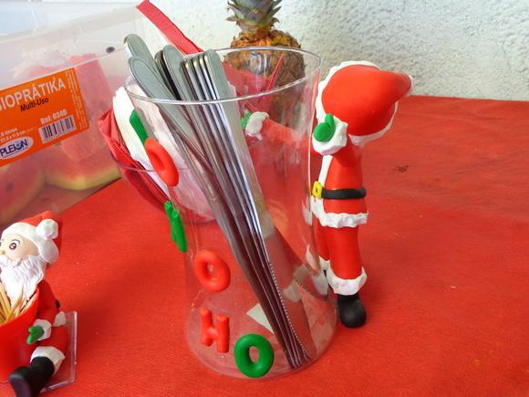 papai noel com vaso