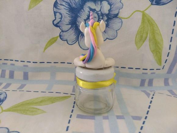 Pote de brigadeiro unicornio