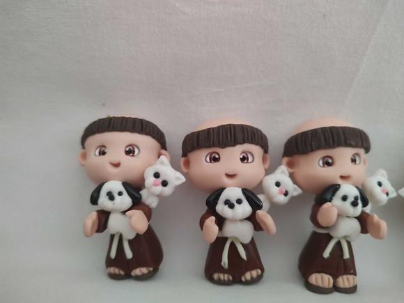 São Francisco de Assis com Cachorro e Gato