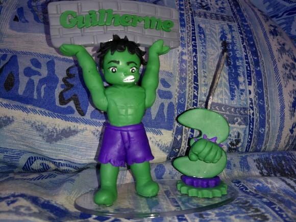 Topo bolo super herói
