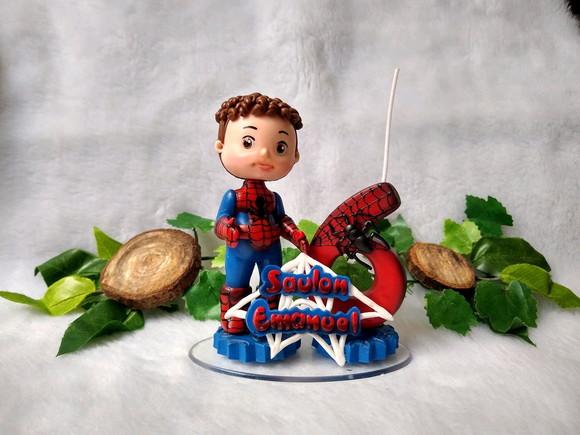 Topo com vela homem aranha