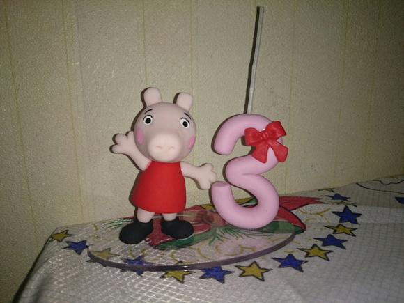 Topo Com Vela Porquinha Rosa