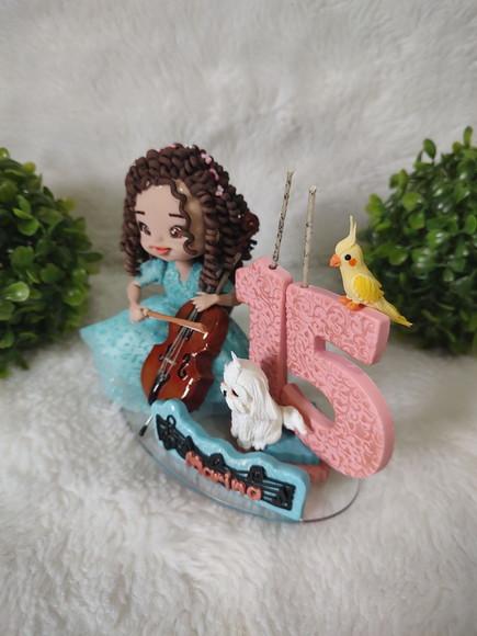 Topo de Bolo 15 Anos com Violoncelo e Pet