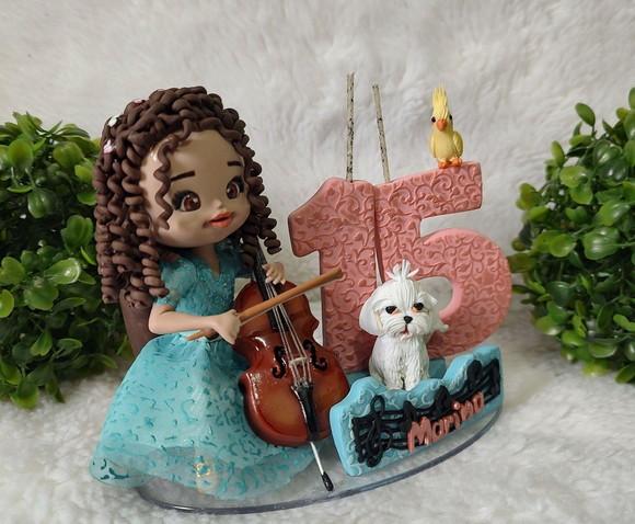 Topo de Bolo 15 Anos com Violoncelo e Pet
