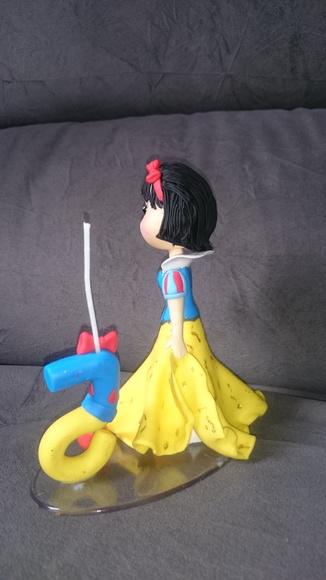 Topo De Bolo Branca de neve