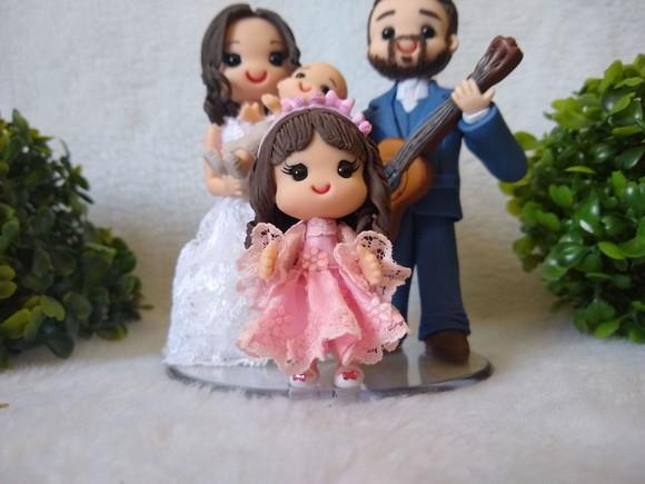 Topo De Bolo Casal Com 2 Filhos E Violão