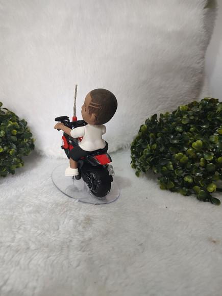 Topo de Bolo Menino na Moto