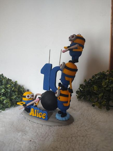 Topo de Bolo Minions com Vela 2 Números