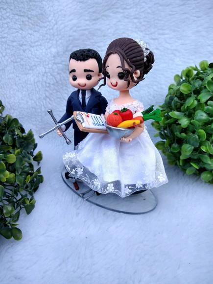 Topo de casamento borracheiro e nutricionista