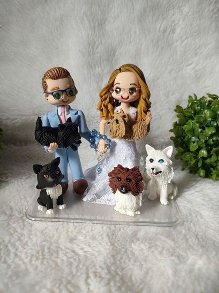Topo de Casamento com 5 Pets